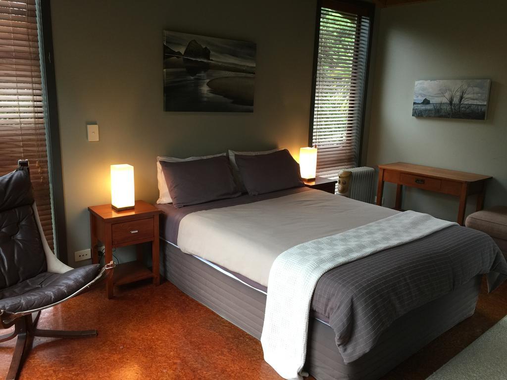 Piha Beachstay Accommodation Extérieur photo